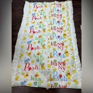 Vintage Winnie The Pooh Collection Perma-Prest  Twin Comforter